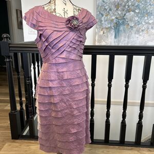 London Times Dress Womens 10 Mauve‎ Shimmer Satin Tiered Layered Midi